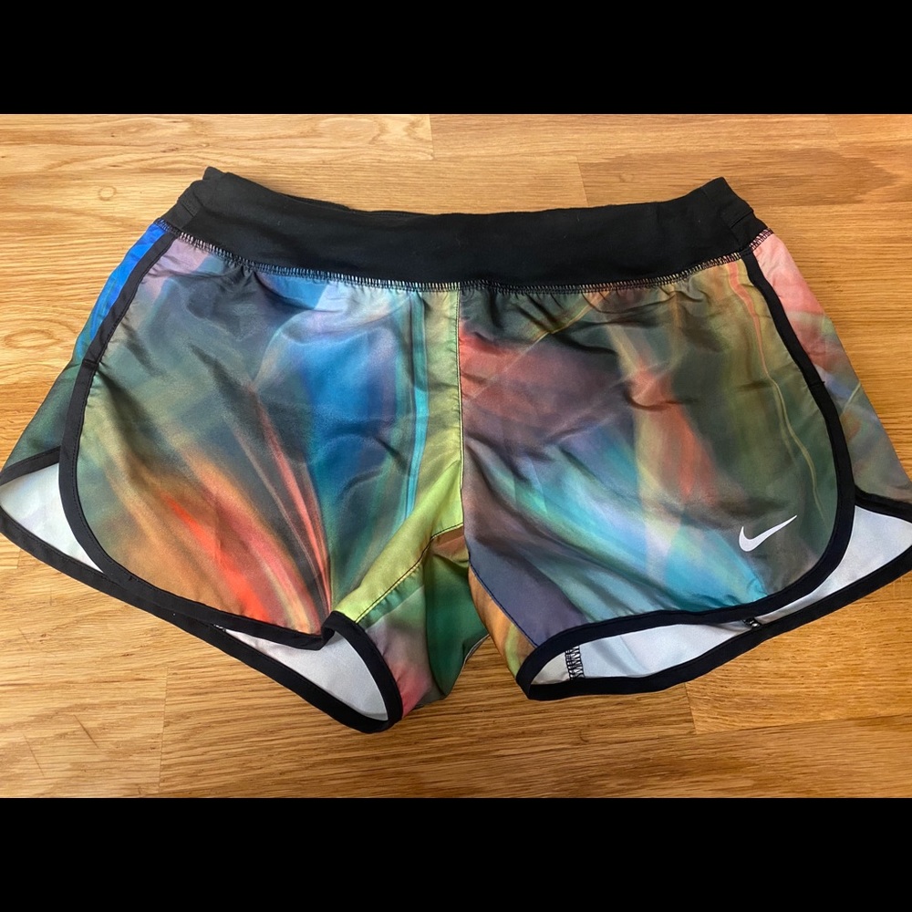 Girls NIKE Sri-fit running shorts